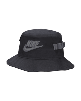 NIKE｜PEDORAS (U NK APEX BUCKET SQ SWSH L(FB5382-010)) Nike Apex SQ Swoosh Bucket Hat | Foot Locker